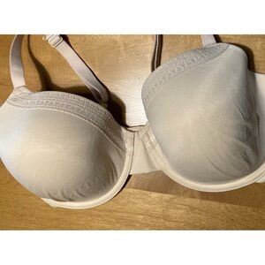 Wacoal Bra Size 38DD Neutral Beige